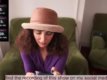 venus_in_jeans — hello!  tip 999 for 6 min of toy control [898 tokens remaining]