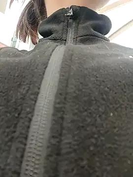 _Isabella-7 — REAL blowjob! cumshot on tits!: