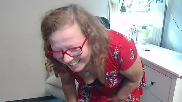 Adelewildx — Freechat on StripChat