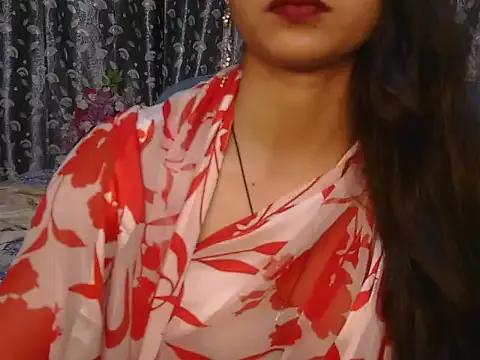 alaviya-19 on StripChat 