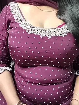 Anamika_Kapoor on StripChat 