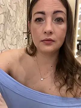 AnnaBri on StripChat 