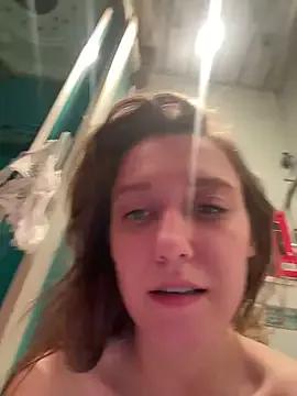 Bambi-Live — Squirt+hot video for last tipper