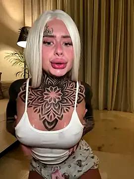 bambixboo on StripChat 