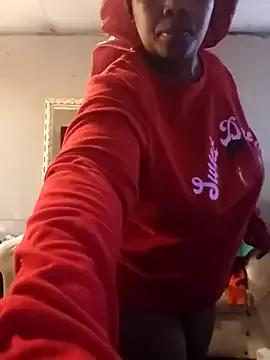 BigbootyNickyx on StripChat 