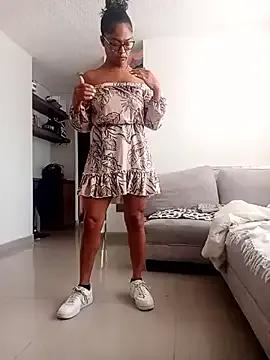 BiiancaEstradaa on StripChat 