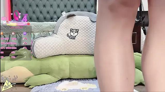 Caryln-Bun — B B :behind::behind::behind: