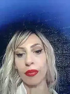 dahlia_82 on StripChat