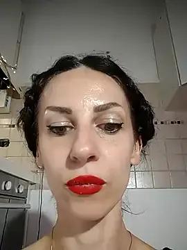 dahlia_82 on StripChat