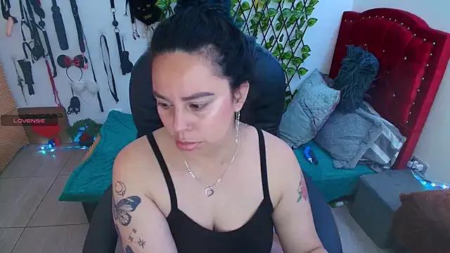 elektra_32 on StripChat 