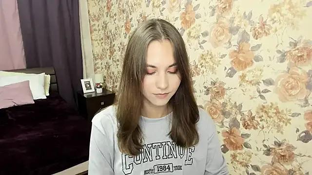 EllaCurtis on StripChat 