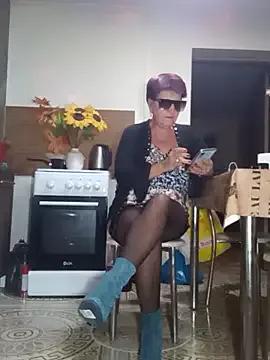 Ely_Elenita — Dezbraca-ma