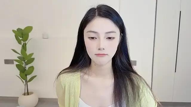 HaagenDazs_ on StripChat 