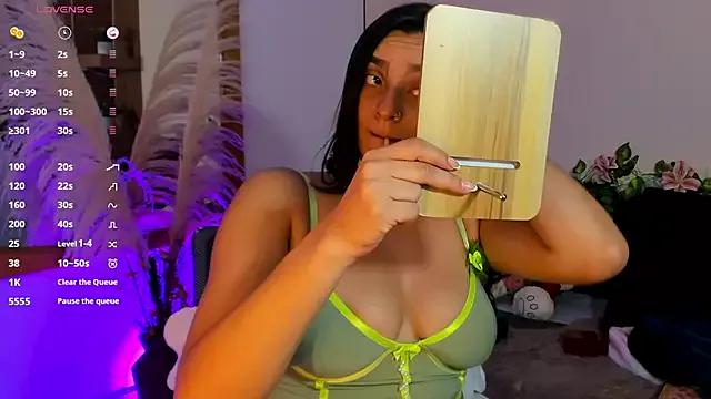 Hannah_williams1 on StripChat 