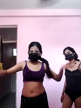 Hot-komall — Boobs show