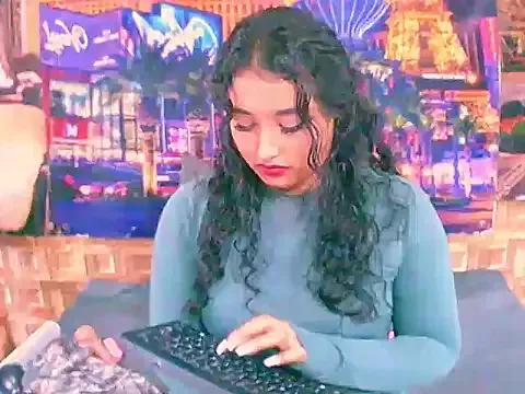 IndianAngel4u on StripChat 