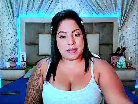indiantopaz694u on StripChat