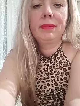 Irina3718 on StripChat 