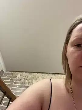 ISSexy on StripChat 