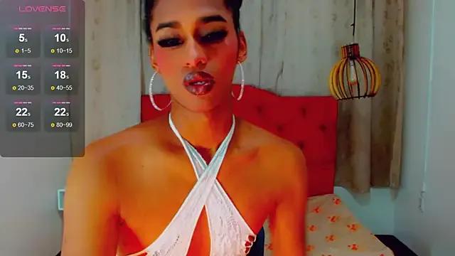 katha_Crawford — Sexy red girl