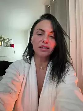 KimKelly13 on StripChat 
