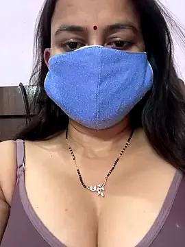 King_ki_sexy_queen — Mujhe peyar kro or peyar kro