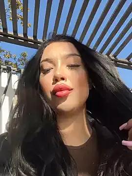 kiss_Lissa — FILL MY PUSSY WITH VIBRATIONS