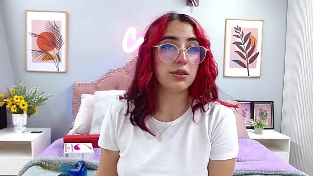 Liil_cat on StripChat 