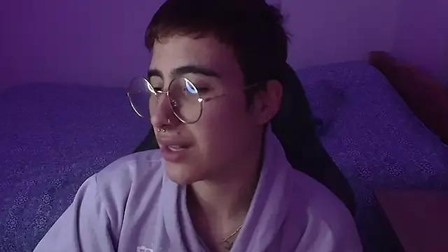 Liil_cat on StripChat 