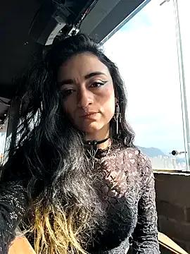 Lila_Desiree — Spank x 10  one spank hard!