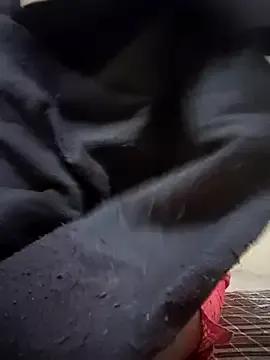 Lovely_Payal — want to buy a lappy