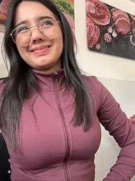 Michelle_Zoe — Fingers in my pussy in my car