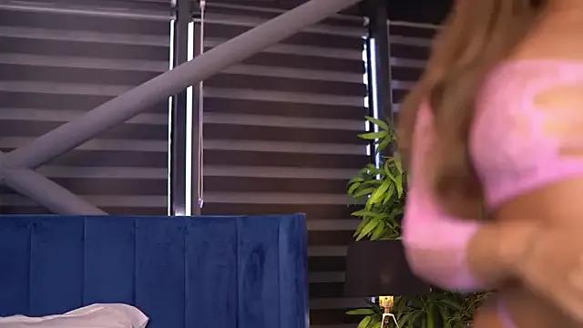MillaSerene — doggy view, fuck me rough 5min control