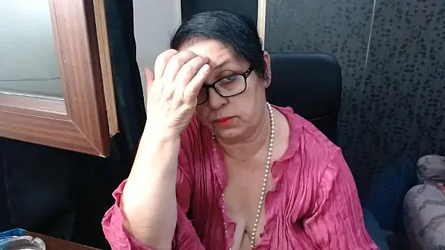 MissSanjanne on StripChat 