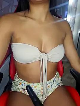 moreninhasilva — Tire meu shortinho 