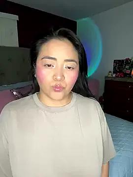 MyHoneyFrida — Elige mi lenceria-pon el Lovense dentro