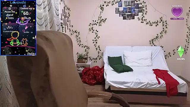 Ophelia_Orbit on StripChat