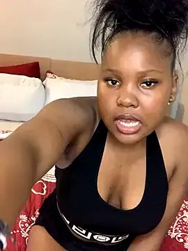 Scarlettxx21 — naked + fingerring