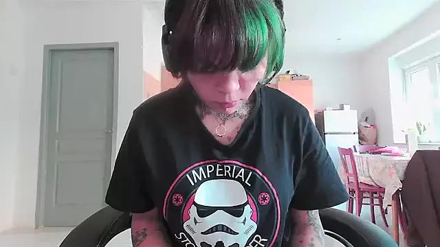 serena__vedette on StripChat 