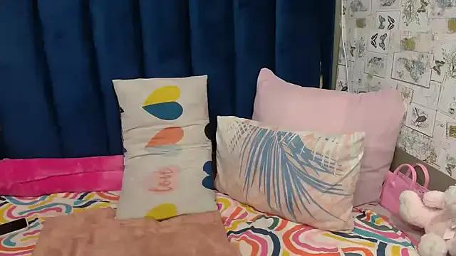 sexyprima19 — squirt show let it rain,split on titties