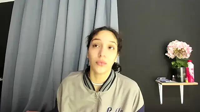 TeensNews18 — show pussy