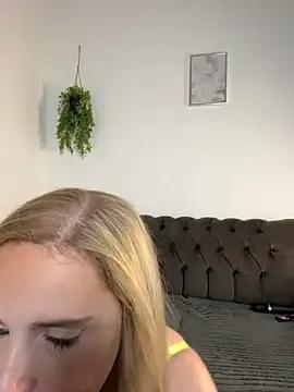 thats_lou — Fully Naked + Pussyplay - LT 2 Videos
