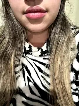 xxxcouple4 on StripChat 
